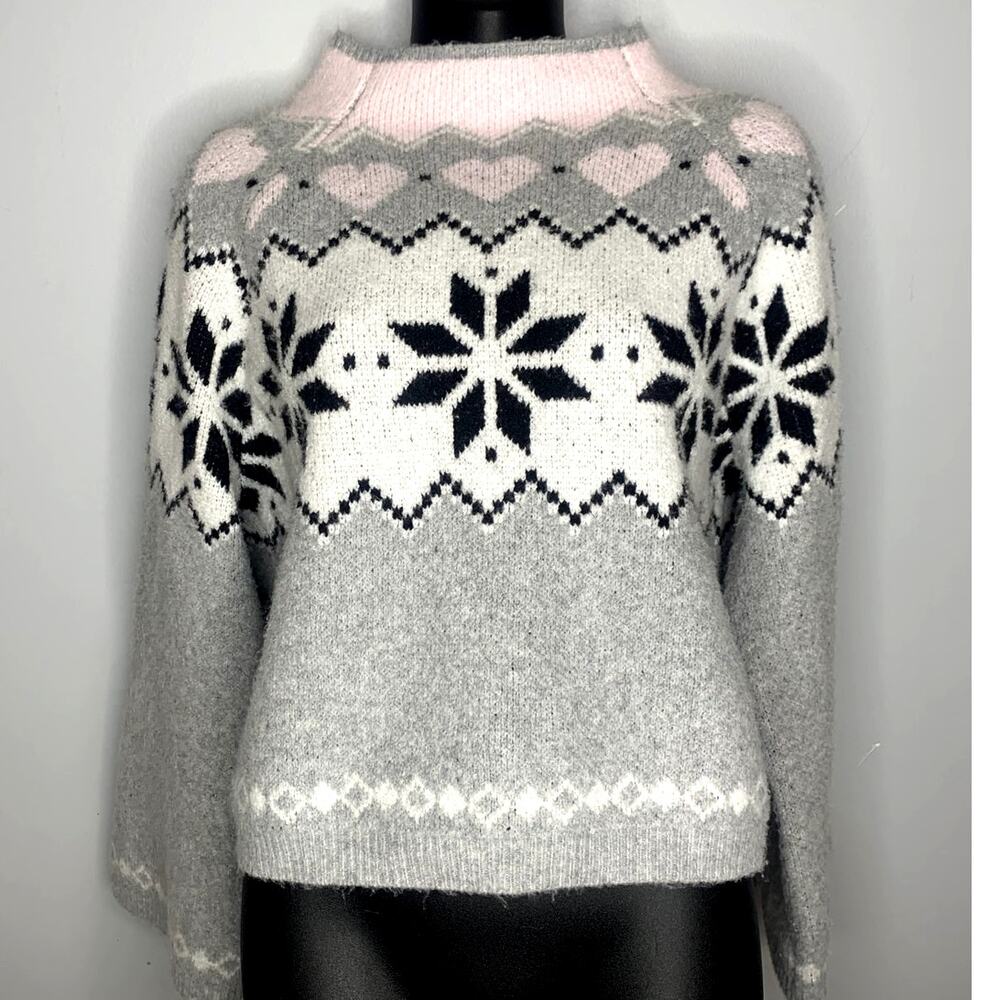 No Boundaries Mock Neck Snowflake Sweater Women's XL 16-18 Bell Sleeve